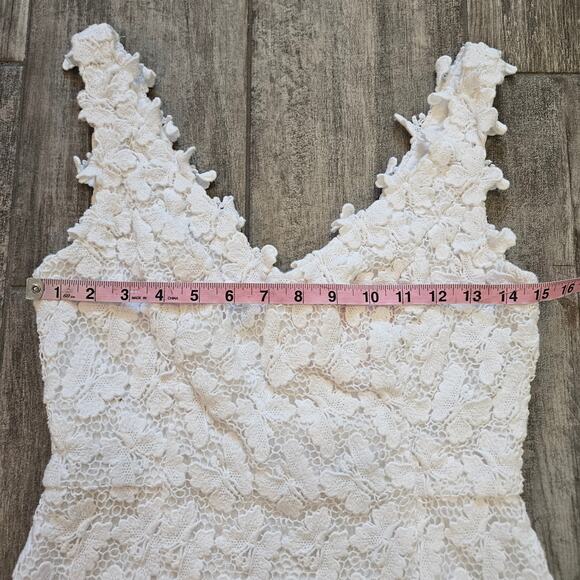 Lilly Pulitzer Reeve Shift Dress Womens 2 White Papillion Lace Scalloped Bridal - Picture 5 of 14